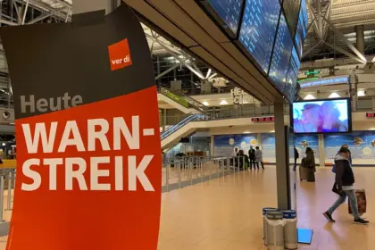 flughafen hamburg — DE news