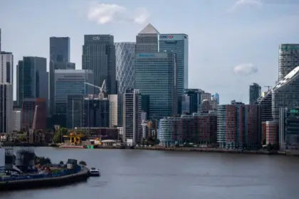 london — DE news