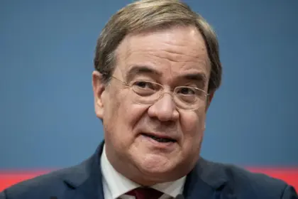 strack zimmermann laschet — DE news