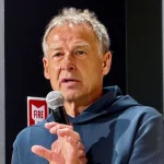 Tränen-Tor ++ Bald-Bayern-Star entscheidend: Auch Holland nach Elfer-Drama raus! - BILD