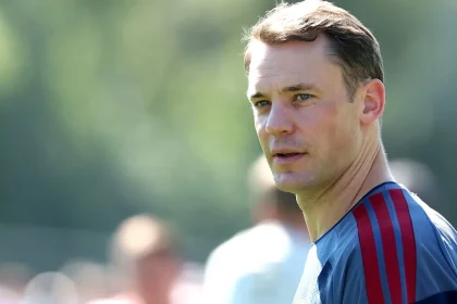 Manuel Neuer kündigt sein Karriereende an - BILD