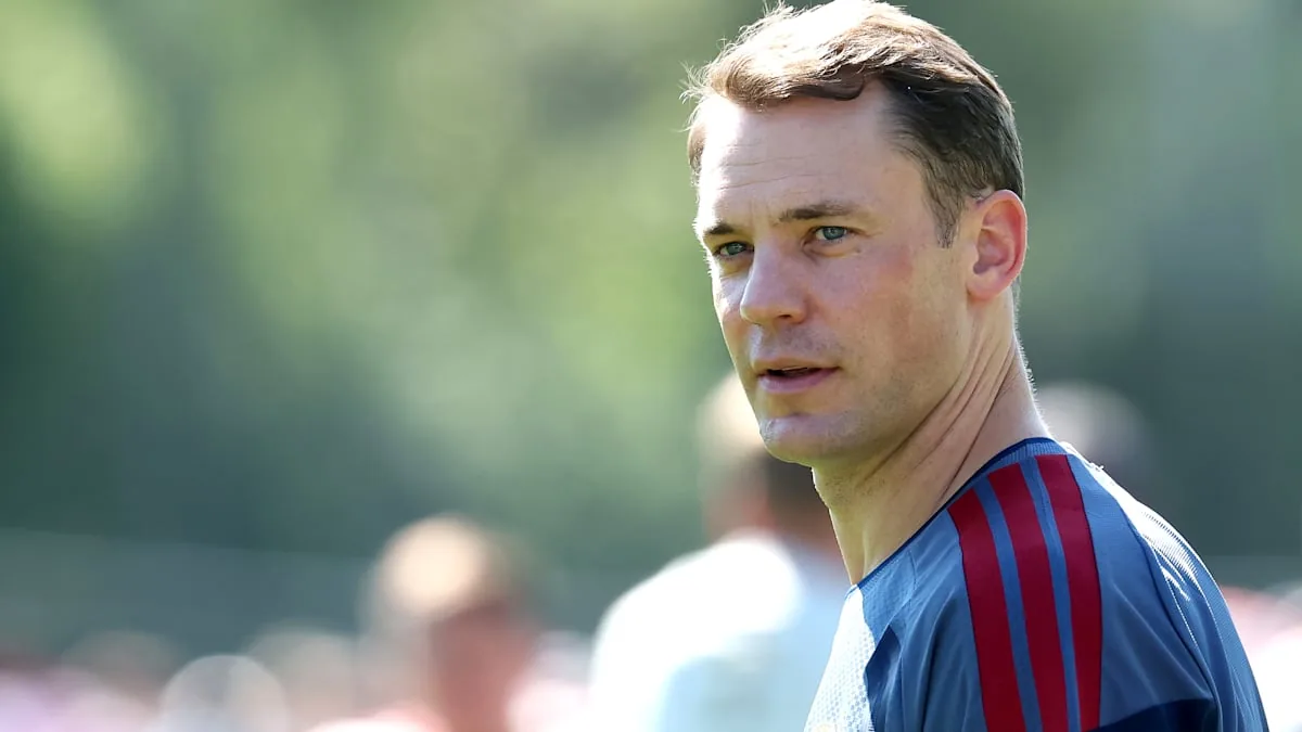 Manuel Neuer kündigt sein Karriereende an - BILD