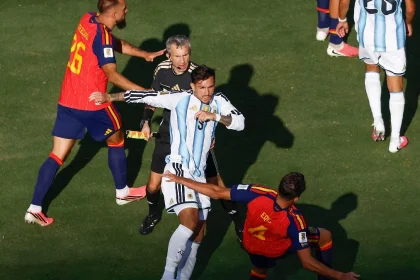 WM 2026: Heftige Szenen nach Abpfiff – Argentinier attackieren Gavi - BILD