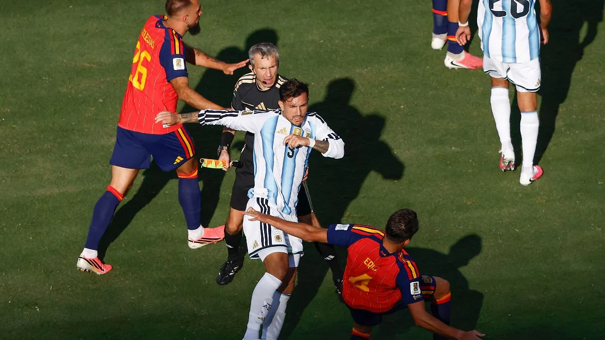 WM 2026: Heftige Szenen nach Abpfiff – Argentinier attackieren Gavi - BILD