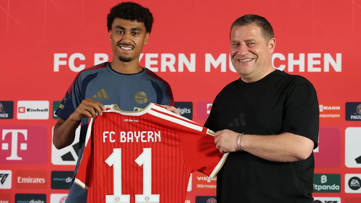 FC Bayern: Neuzugang Nathaniel Brown hat schon einen besten Kumpel im Team! - BILD
