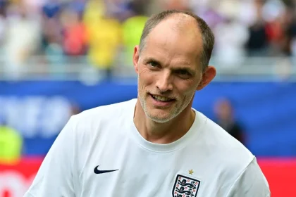 Babbel reagiert auf Tuchel-Kritik in England: „Als größte Bratwurst hingestellt“ - Sport Bild