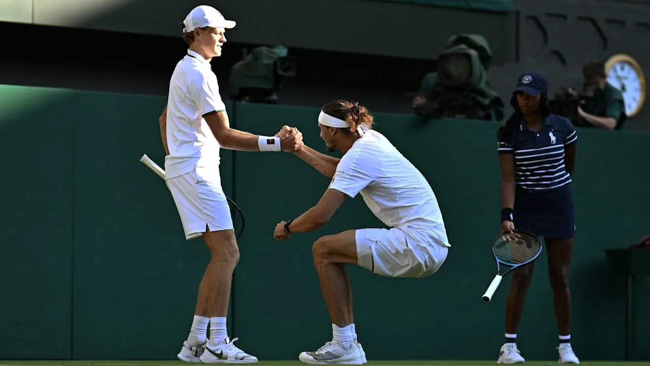 00:27 Zverev hat sich im Wimbledon-Finale verletzt