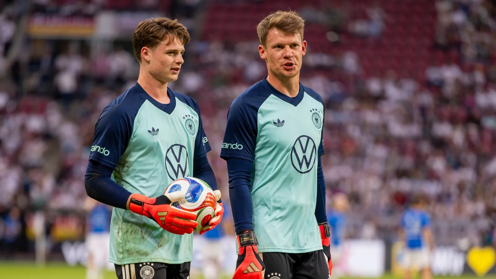 Jonas Urbig und Alexander Nübel
