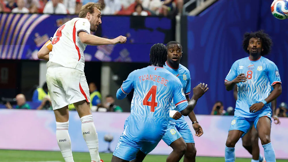 In der 75. Minute wird der überragende Keeper der DR Kongo erstmals überwunden. Harry Kane köpft zum umjubelten Ausgleich für die englische Nationalmannschaft ein. Sehen Sie das 1:1 hier im Video.Quelle:Magenta TV