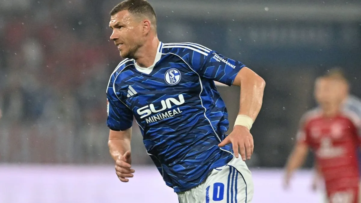 Bis an Gehaltsobergrenze: Schalker Turbulenzen mit Dzeko, Gosens und geplatztem Deal