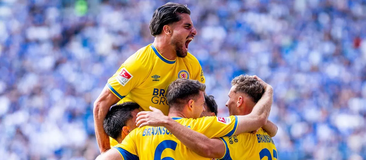 Jubeltraube von Eintracht Braunschweig